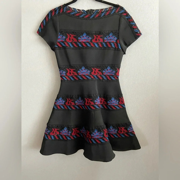 Embroidered lace structured  cap sleeves party dance cocktail dress Sz XS - Picture 3 of 11